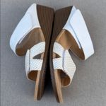 Vionic  white wedge sandals size 8 Photo 8
