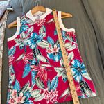 Tommy Bahama  Golf Sleeveless Quarter Tropical Zip Top. Size Medium. Photo 8