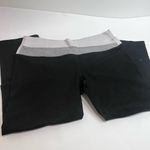 Lululemon  Athletica Black and Gray active style leggings low rise runners Photo 5