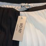 WD•NY  Women’s Full Length Pleated Skirt Black White Lined NWT Size Large Photo 7