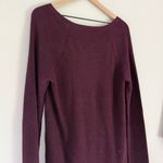 Gap NWT Women’s Long Sleeve V Neck Sweater Maroon Red Purple Size Medium Photo 4