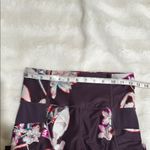 Athleta  Size Small Purple Floral Salutation Stash Pocket Magnolia Leggings Photo 4