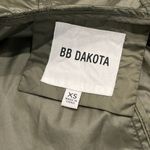 BB Dakota army green raincoat with hood pockets and multiple cinch areas S/XS Photo 7