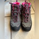 Clourts, women’s Gray and Pink Hiking Boots Size 7.5 Photo 6