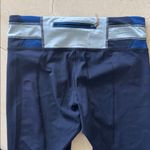 Lululemon  Women's Navy Blue Inspire Running Capri Crop Leggings Pants Sz 6 Photo 4