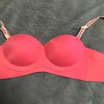 Victoria's Secret Underwire Bra Photo 0