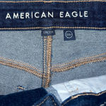 American Eagle  Women’s Raw Hem Denim Jean Mom Shorts Size 2 Stretch Photo 2