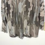Tempo Paris Lightweight Gray Silver Camo Print Top Photo 8