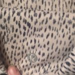 Lululemon wunder under crop roll down leggings size 4? Photo 4