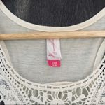 No Boundaries Women’s tank top with fringe bottom off white lace crochet front Photo 1
