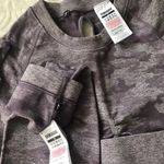 Gymshark Camo Seamless Long Sleeve Crop Top and Leggings Photo 4