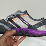 New Balance Gray and Purple Athletic Shoes with Mesh Upper Photo 7