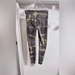 Varley  Luna Leggings Photo 4