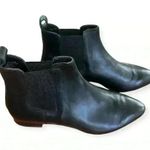 Banana Republic  women’s black chelsea leather ankle boots size 6.5 Photo 3