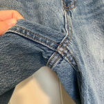 Aeropostale EUC |  women’s mom jean ripped light‎ wash jeans — size 6 Photo 2