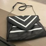 Cato Chic Black and White Chevron Crossbody Bag perfect condition- Photo 5