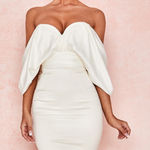 House Of CB AISHA IVORY SATIN STRAPLESS DRESS Sz L NWT Sweetheart Neckline Photo 0