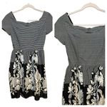 Miami Ladies 2000s, Y2K Bold Style Flowy Short Sleeve Dress Size Small Photo 1