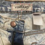 Vibrant Miu Jean Shorts Photo 3