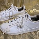 Adidas Cloudfoam Advantage Shoes in white 8.5 Photo 0