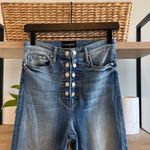 Black Orchid High Photo 3