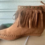 Arizona Jeans Arizona Jean Co. AZ TARLO Chestnut Fringe Ankle Booties Women's Size 8 Medium Photo 0