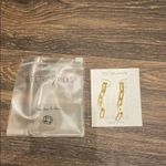 Vertigo  Earrings Photo 1