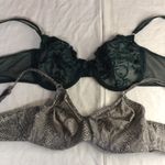 secret treasures Bin 8 Bundle Of 2 Underwired Bras Adjustable Straps Green & Snake Print Size 36D Photo 0