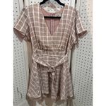 Allison & Kelli Blush Pink Grid Print Wrap Romper Shorts L Flutter Sleeve Belted Size L Photo 2