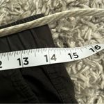 Vuori  grey hiking cargo joggers size XSmall Photo 8