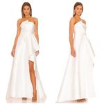 Elliatt  Protea Gown In Emerald Green Photo 1