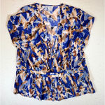 Nine West Abstract Print Blouse Women's Size Medium V-Neck Short Sleeve Photo 0