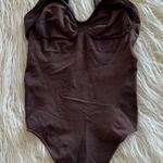 SKIMS  Seamless Sculpt Thong Bodysuit Cocoa Size L/XL Photo 0