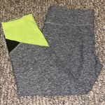 PINK - Victoria's Secret Women’s Pink Yoga Victoria Secret Capri Leggings Photo 1