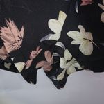 SheIn Curve 4X Black Floral Crepe Shorts Plus Photo 5