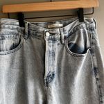 PacSun  Mom Jeans Light Wash Denim High Waisted Relaxed Fit Comfort Casual Photo 2