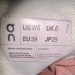 on cloud 5 Women’s Pink Sneakers Sz 8 Photo 6