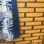 Kendall + Kylie Blue And White Floral Pull On Shorts Size Medium Photo 2