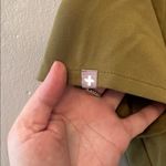 FIGS  women’s technical olive scrub top size small Photo 2