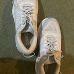 Hoka  One Shoes Photo 3