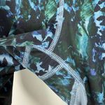 Lululemon  Athletica Running In The City 7/8 Leggings Floral Blue Denim Multi 8 Photo 4