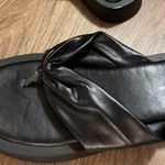 Pretty Little Thing  black platform sandals  Photo 4