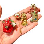 Vintage Lot Christmas Pins MYLU Cherub, Avon Christmas Basket, Stick Pin Plus Photo 11