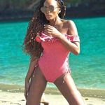 Stunning bodysuit one piece swimsuit NWT Pink Size XS Photo 1