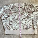 Sioni Tan Floral Satin Crewneck Lightweight Sweater. Size Medium Photo 6