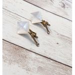 Vintage Clip On Earrings Photo 2