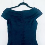 Tadashi Shoji Rosette Cap Sleeve Sheath Cocktail Dress Navy Blue Women's Size 4 Photo 5