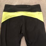 Nike  Crop Leggings Black Yellow Yoga Pant Small Photo 4