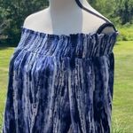 Max jeans off the shoulder blouse. Photo 1