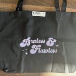 Flawless Braless &  Tote Photo 1